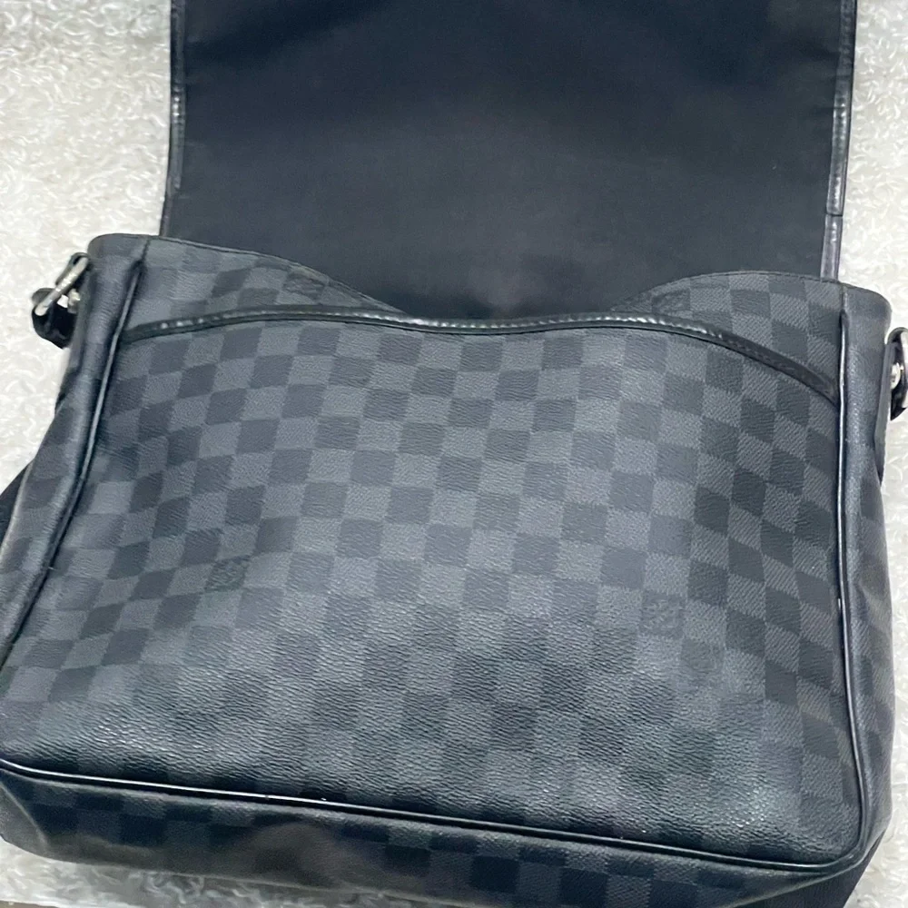 LOUIS VUITTON DAMIER GRAPHITE RENZO